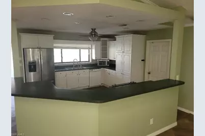 506 SW 28th Pl, Cape Coral, FL 33991 - Photo 3