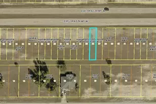 622 Diplomat Pkwy W, Cape Coral, FL 33993 - Photo 1