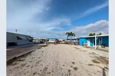 3073 Bounty Ln, Saint James City, FL 33956 - Photo 1