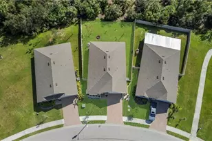 8880 Cascade Price Cir, North Fort Myers, FL 33917 - Photo 5