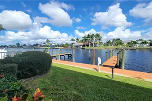 1827 SE 41st St, Cape Coral, FL 33904 - Photo 27