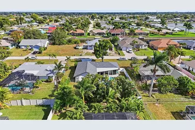 3418 SW 5th Pl, Cape Coral, FL 33914 - Photo 43