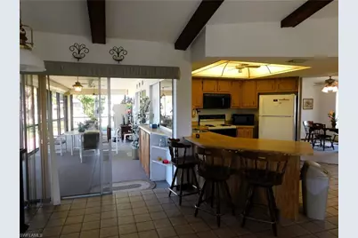 904 SE 18th St, Cape Coral, FL 33990 - Photo 15