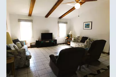 904 SE 18th St, Cape Coral, FL 33990 - Photo 13