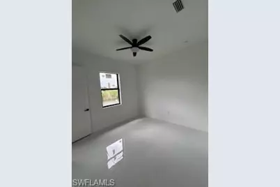 2610 NE 1st Pl, Cape Coral, FL 33909 - Photo 11