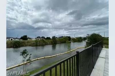 2610 NE 1st Pl, Cape Coral, FL 33909 - Photo 15