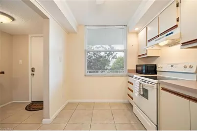 5959 Winkler Rd #218, Fort Myers, FL 33919 - Photo 11