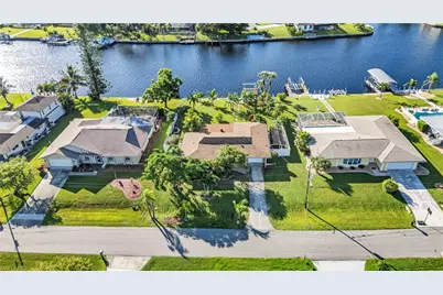 714 SE 43rd St, Cape Coral, FL 33904 - Photo 47
