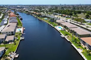 4411 Country Club Blvd, Cape Coral, FL 33904 - Photo 45