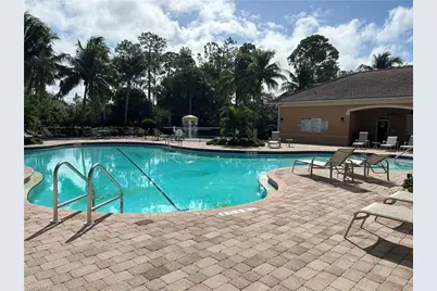 2571 Laurentina Ln, Cape Coral, FL 33909 - Photo 43