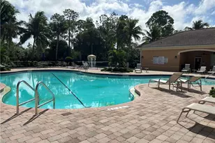 2571 Laurentina Ln, Cape Coral, FL 33909 - Photo 43