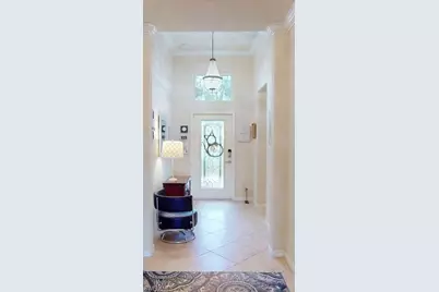 2571 Laurentina Ln, Cape Coral, FL 33909 - Photo 3