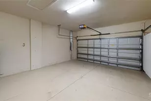 2571 Laurentina Ln, Cape Coral, FL 33909 - Photo 29