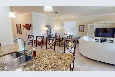 2571 Laurentina Ln, Cape Coral, FL 33909 - Photo 13