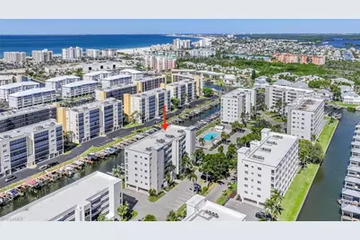 4361 Bay Beach Ln #424, Fort Myers Beach, FL 33931 - Photo 17