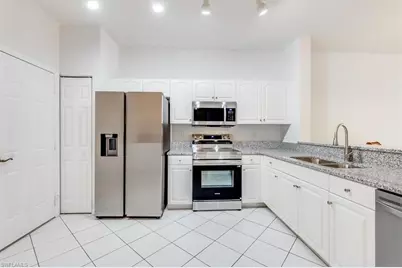 3635 Pine Oak Cir #102, Fort Myers, FL 33916 - Photo 5