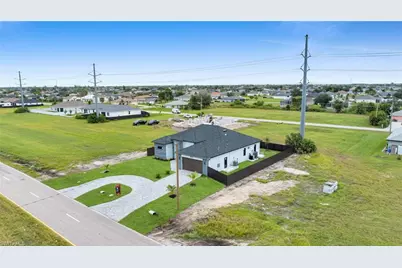 407 El Dorado Blvd N, Cape Coral, FL 33993 - Photo 47