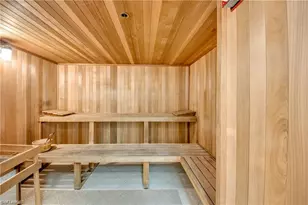 2090 W First St, Fort Myers, FL 33901 - Photo 25