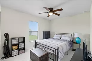 221 SW 13th Ct, Cape Coral, FL 33991 - Photo 11