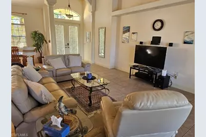 118 SE 23rd Pl, Cape Coral, FL 33990 - Photo 9