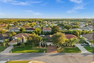 12993 Kedleston Cir, Fort Myers, FL 33912 - Photo 3