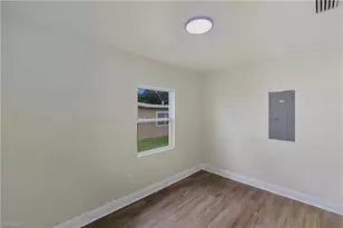 25 Cypress St, North Fort Myers, FL 33903 - Photo 17