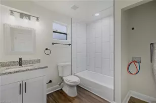 25 Cypress St, North Fort Myers, FL 33903 - Photo 21