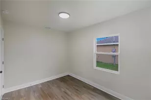 25 Cypress St, North Fort Myers, FL 33903 - Photo 19