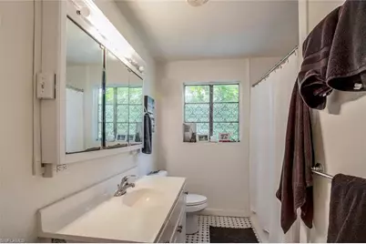 1429 Sandra Dr, Fort Myers, FL 33901 - Photo 15