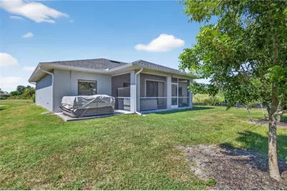 1823 NW 28th Pl, Cape Coral, FL 33993 - Photo 19