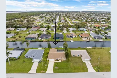 2306 SE 8th St, Cape Coral, FL 33990 - Photo 5
