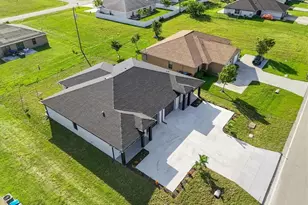 921/923 Andalusia Blvd, Cape Coral, FL 33909 - Photo 27