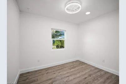 21512 Kenyon Ave, Port Charlotte, FL 33952 - Photo 9