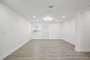 21512 Kenyon Ave, Port Charlotte, FL 33952 - Photo 11