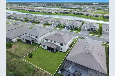 11264 Canopy Loop, Fort Myers, FL 33913 - Photo 5