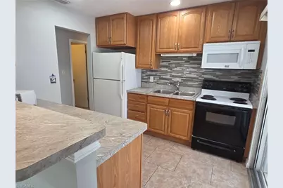 51 Tangerine Ct, Lehigh Acres, FL 33936 - Photo 5