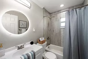 1805 Cornwallis Pkwy, Cape Coral, FL 33904 - Photo 23