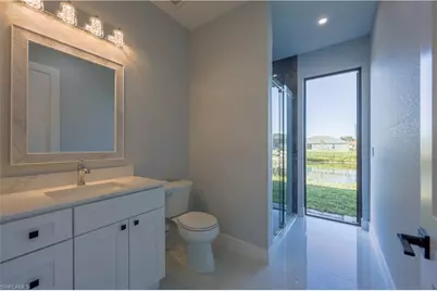 313 NE 5th Ter, Cape Coral, FL 33909 - Photo 27