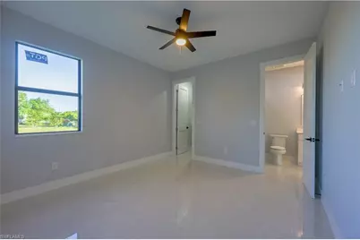 313 NE 5th Ter, Cape Coral, FL 33909 - Photo 29