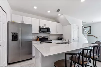 14013 Oviedo Pl, Fort Myers, FL 33905 - Photo 7