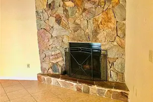 124 SE 31st St, Cape Coral, FL 33904 - Photo 9