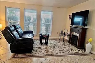 124 SE 31st St, Cape Coral, FL 33904 - Photo 7