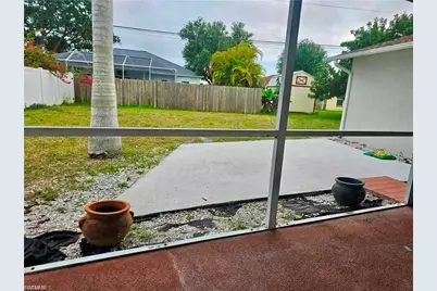 124 SE 31st St, Cape Coral, FL 33904 - Photo 23