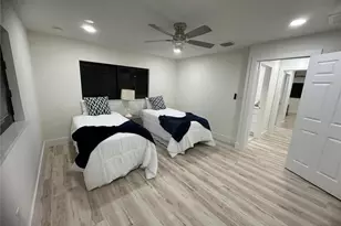 106 Sinclair St SE, Port Charlotte, FL 33952 - Photo 7
