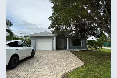 799 94th Ave N, Naples, FL 34108 - Photo 1
