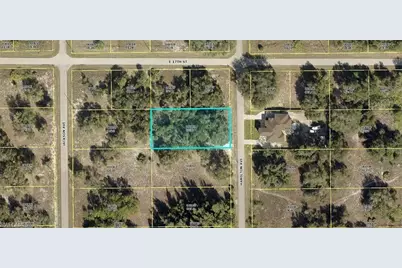 1621 Hamilton Ave, Lehigh Acres, FL 33972 - Photo 1