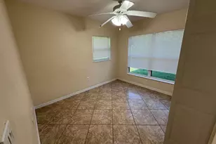 919 Berg St E, Lehigh Acres, FL 33974 - Photo 13