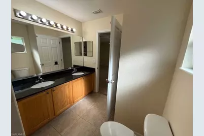 919 Berg St E, Lehigh Acres, FL 33974 - Photo 7