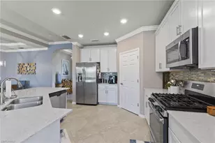 2149 Frangipani Cir, Naples, FL 34120 - Photo 7