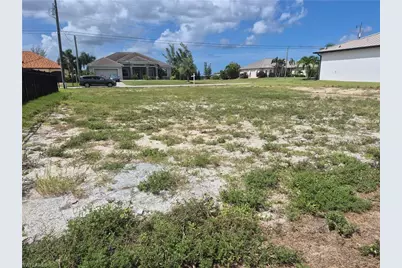 719 NW 39th Ave, Cape Coral, FL 33993 - Photo 5